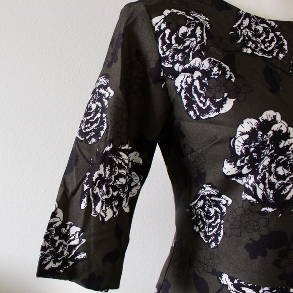 Dark Olive Green Floral Print Skort Romper - Picture 6 of 11